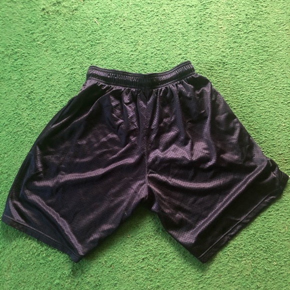 Georgia Tech athletic shorts - Picture 2 of 3